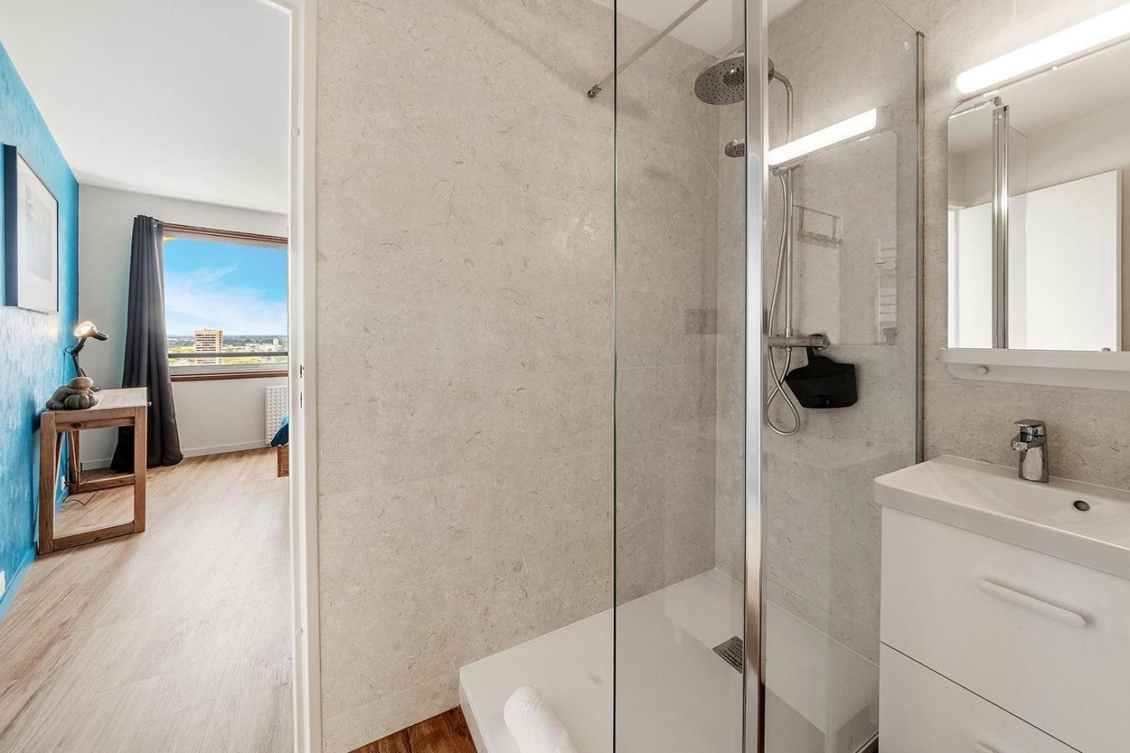 Bellevue, Appartement T2, Terrasse & Parking Rennes Dış mekan fotoğraf